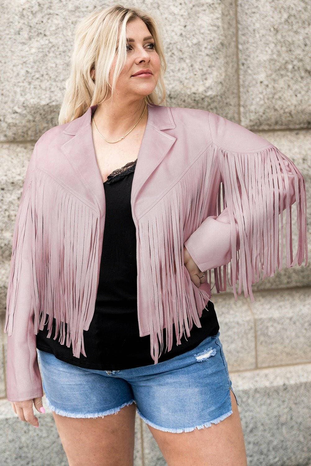 Fringed Plus Size Open JacketUpgrade Your Style with our Fringed Plus Size Open Jacket
 Step out in confidence and style with our Fringed Plus Size Open Jacket. This wardrobe essential is designLove Salve Size Open Jacketplus