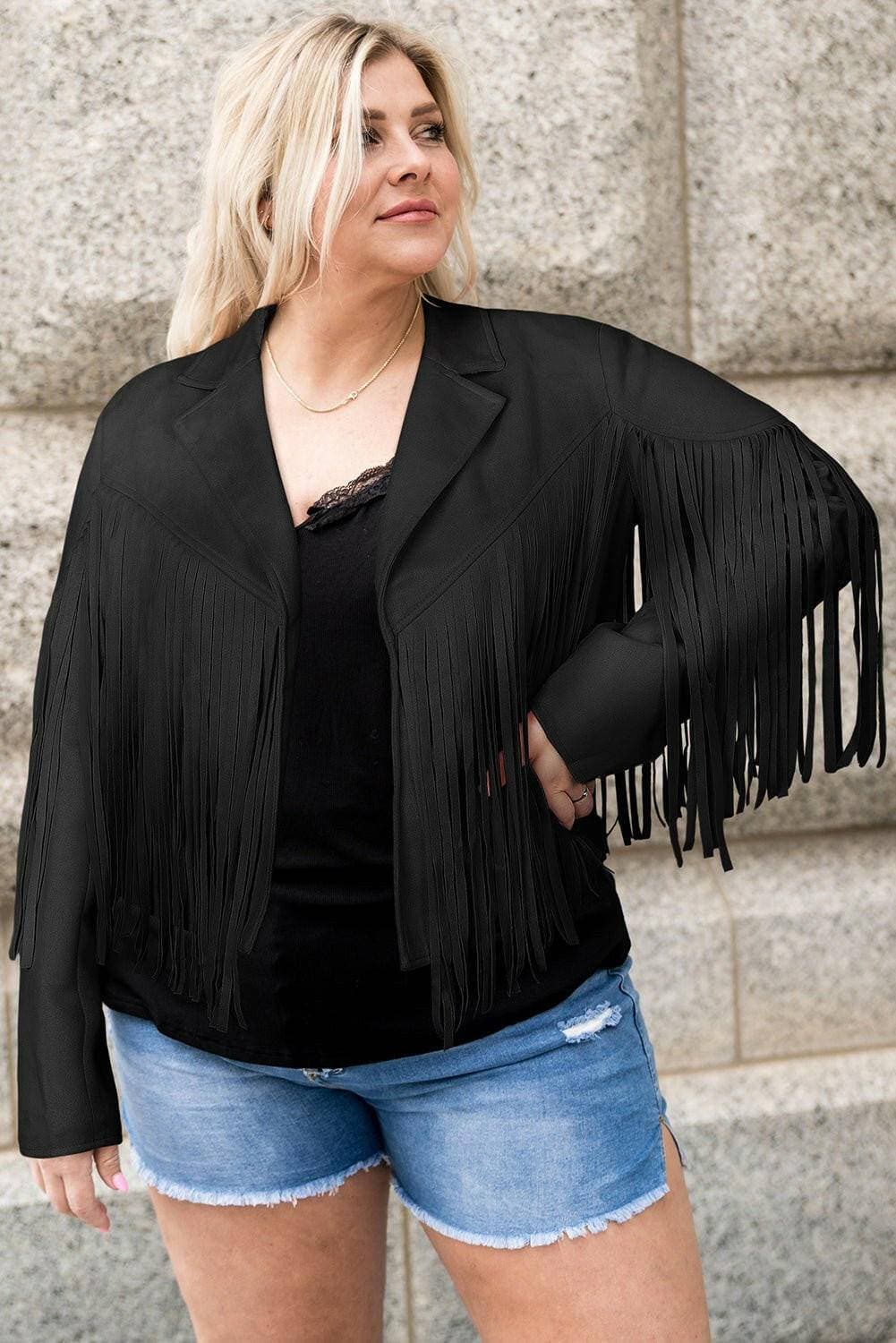 Fringed Plus Size Open JacketUpgrade Your Style with our Fringed Plus Size Open Jacket
 Step out in confidence and style with our Fringed Plus Size Open Jacket. This wardrobe essential is designLove Salve Size Open Jacketplus