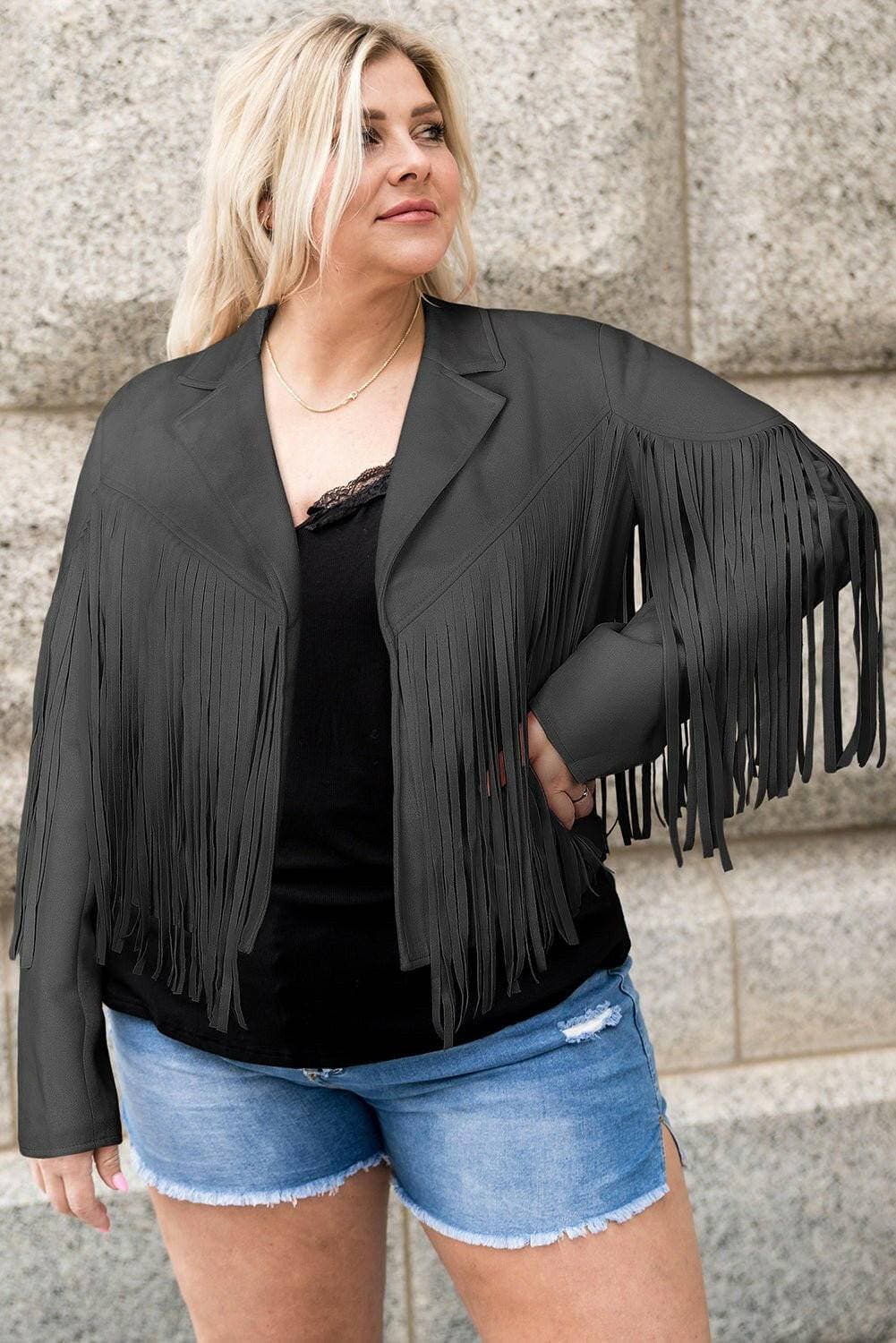 Fringed Plus Size Open JacketUpgrade Your Style with our Fringed Plus Size Open Jacket
 Step out in confidence and style with our Fringed Plus Size Open Jacket. This wardrobe essential is designLove Salve Size Open Jacketplus