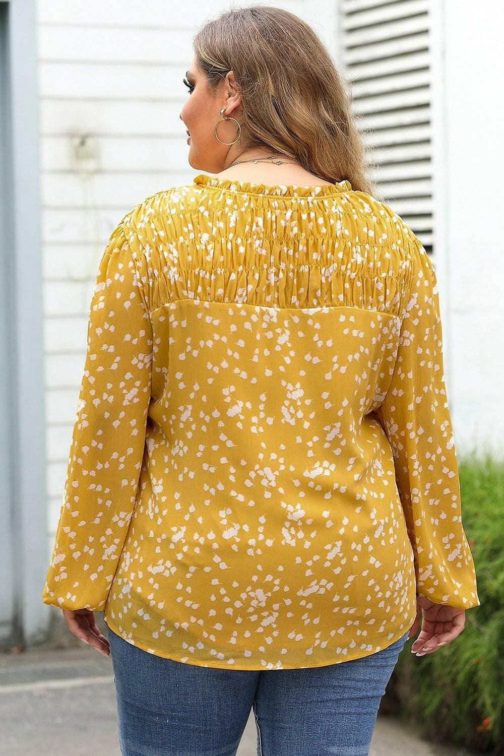 Smocked Plus Size Sheer Blouse with Notched NeckSmocked Plus Size Sheer Blouse with Notched Neck
 Step into elegance with our Smocked Plus Size Sheer Blouse, a sophisticated piece designed to elevate your wardrobeLove Salve Size Sheer Blouseplus