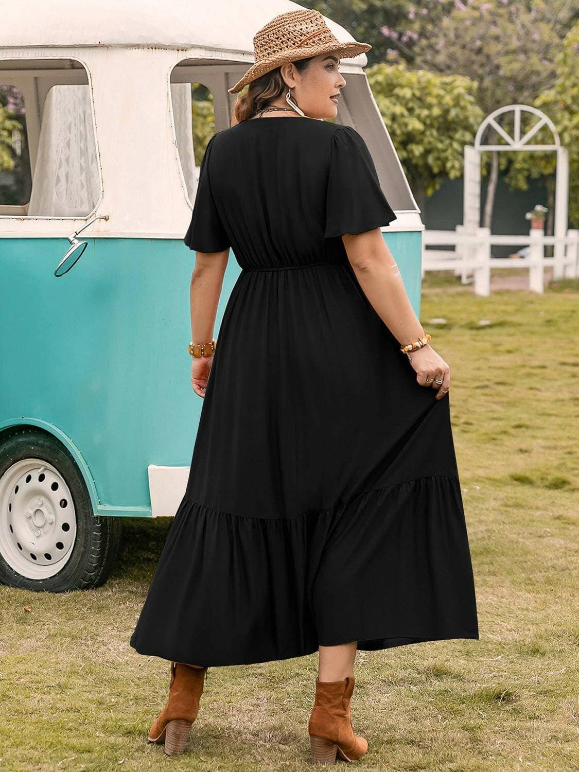 Ruffle Hem Square Neck Plus Size Dress with Short Sleeves