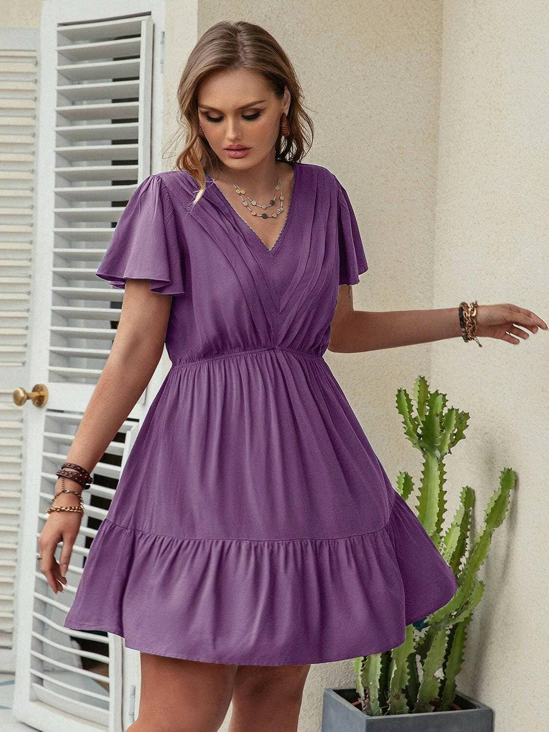 Ruffled V-Neck Plus Size Dress with Flirty HemFlaunt Your Style with Confidence
 Upgrade your wardrobe with our Ruffled V-Neck Plus Size Dress with Flirty Hem, a perfect blend of elegance and playfulness.
 
 MaiLove Salve Size Dressplus