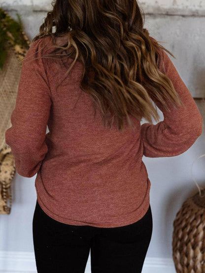 Square Neck Plus Size Long Sleeve TeeSquare Neck Plus Size Long Sleeve Tee
 Upgrade your wardrobe with the Square Neck Plus Size Long Sleeve Tee, a perfect blend of style and comfort.
 Key Features:
 
 Love Salve Size Long Sleeve Teeplus