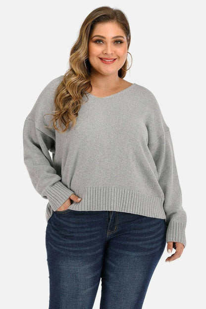 Cozy V-Neck Oversized SweaterExperience Ultimate Comfort in Our Cozy V-Neck Oversized Sweater
 
 
Stay Stylish: This sweater offers a basic yet trendy style that you can effortlessly mix and matLove Salve -Neck Oversized Sweaterplus