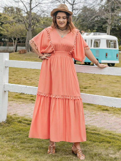 V-Neck Ruffle Hem Dress with Tassel Trim for Plus Size WomenUpgrade Your Wardrobe with our V-Neck Ruffle Hem Dress
 Step into style with our V-Neck Ruffle Hem Dress specially designed for Plus Size Women. Embrace elegance andLove Salve -Neck Ruffle Hem Dressplus