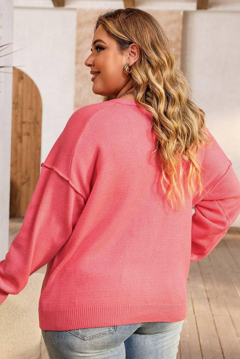 Cozy V-Neck Oversized Sweater for Curvy FiguresCozy V-Neck Oversized Sweater for Curvy Figures
 Indulge in unparalleled comfort and style with our Cozy V-Neck Oversized Sweater specially tailored for curvy figureLove Salve -Neck Oversized Sweaterplus