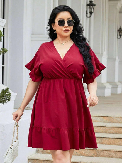 Flounce Sleeve Plus Size Sheath Dress with Ruched DetailExperience Elegance and Comfort in our Flounce Sleeve Plus Size Sheath Dress
 
 
Flattering Design: Embrace your curves with the ruched detail that accentuates your Love Salve Size Sheath Dressplus