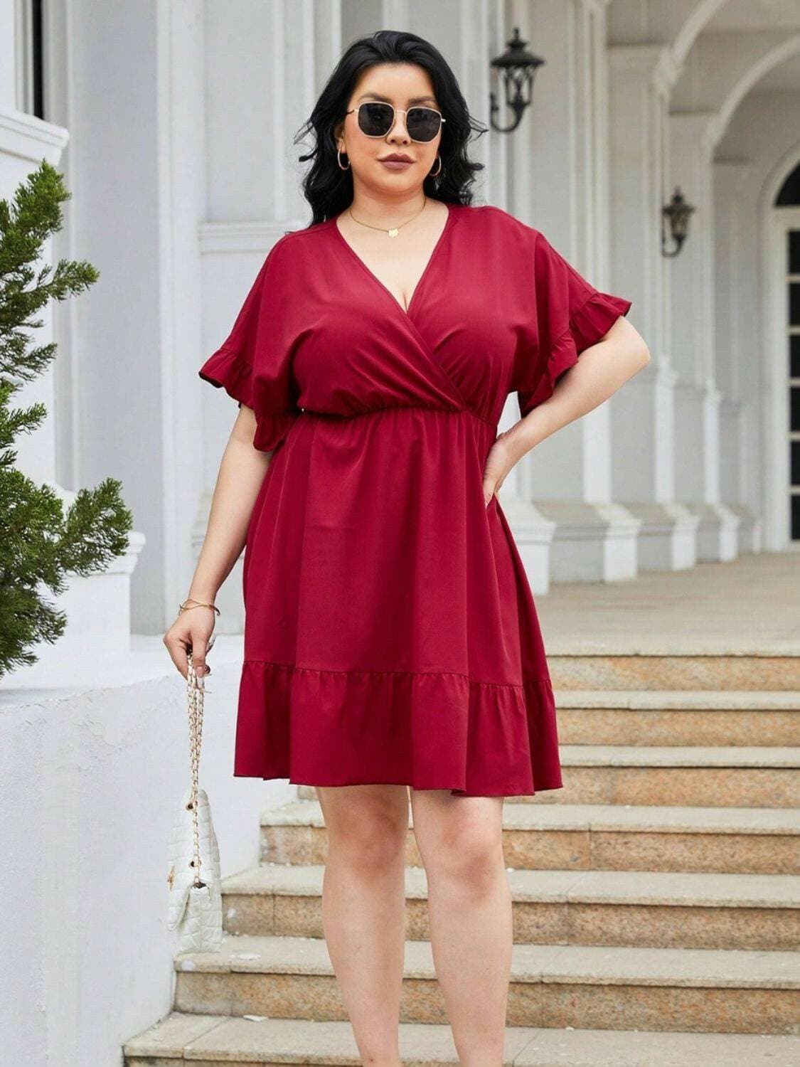 Flounce Sleeve Plus Size Sheath Dress with Ruched DetailExperience Elegance and Comfort in our Flounce Sleeve Plus Size Sheath Dress
 
 
Flattering Design: Embrace your curves with the ruched detail that accentuates your Love Salve Size Sheath Dressplus