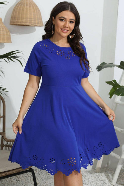 Openwork Sheer Plus Size Round Neck DressOpenwork Sheer Plus Size Round Neck Dress
 Upgrade Your Style with Sheer Elegance
 
 Stand out with the intricate openwork sheer design
 Adds sophistication to your Love Salve Size Round Neck Dressplus