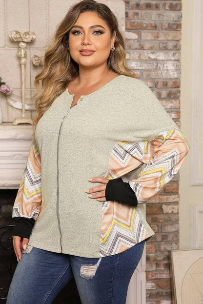 Exposed Seam Print Plus Size Long Sleeve T-Shirt with Unique Sheer ButUpgrade Your Style with our Exposed Seam Print Plus Size Long Sleeve T-Shirt!
 Get ready to stand out with our unique sheer button detail that adds a touch of eleganLove Salve Unique Sheer Button Detailplus