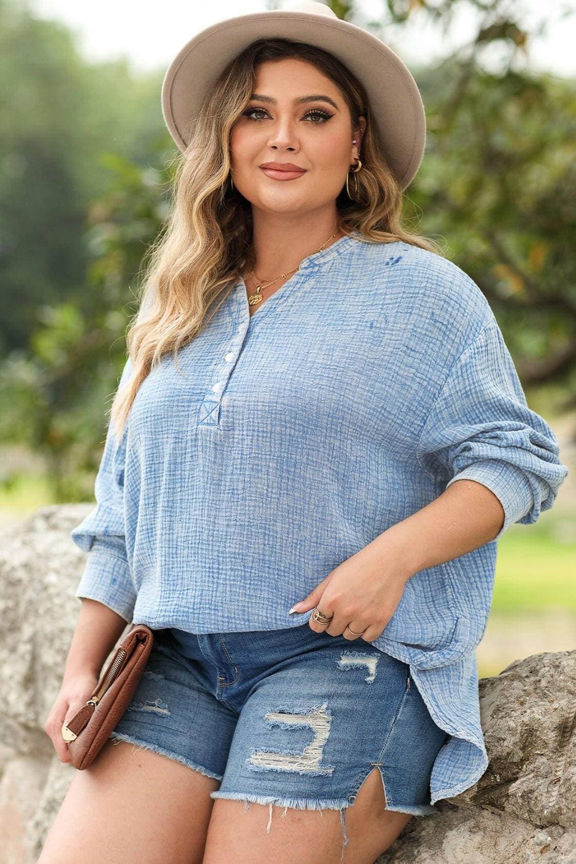 Curvy Chic Button-Up Cotton Blouse with Long SleevesUpgrade Your Wardrobe with Our Curvy Chic Cotton Blouse
 
 
Style: Elevate your look with this basic yet stylish button-up blouse
 
Material: Crafted from 100% cottoLove Salve Curvy Chic Button-plus