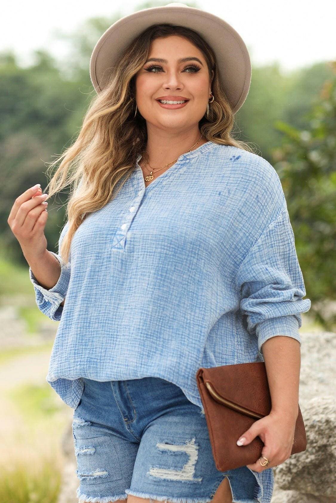 Curvy Chic Button-Up Cotton Blouse with Long SleevesUpgrade Your Wardrobe with Our Curvy Chic Cotton Blouse
 
 
Style: Elevate your look with this basic yet stylish button-up blouse
 
Material: Crafted from 100% cottoLove Salve Curvy Chic Button-plus