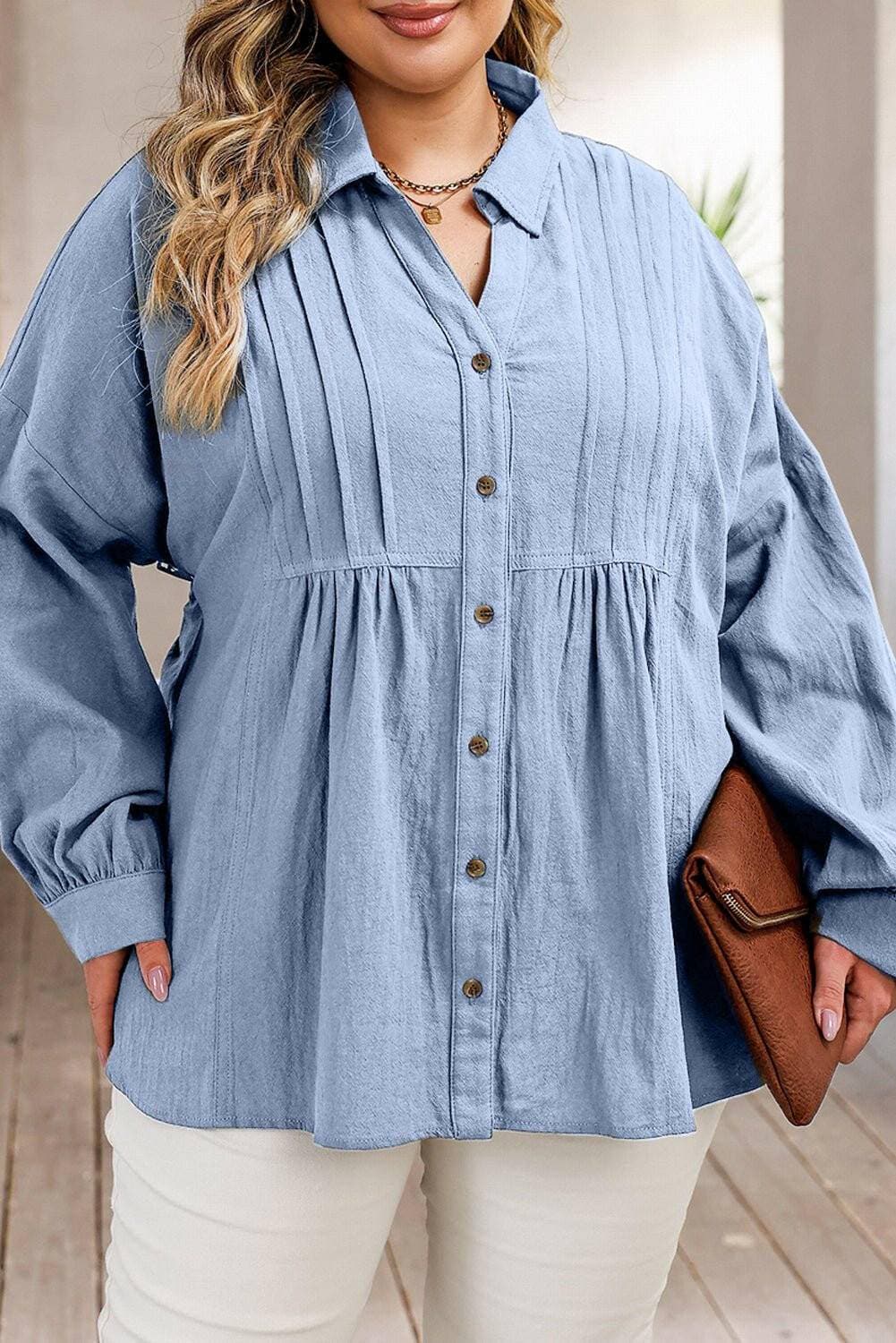 High-Low Cotton Button-Up Shirt for Curvy WomenHigh-Low Cotton Button-Up Shirt for Curvy Women
 Upgrade your wardrobe with the perfect blend of style and comfort in our High-Low Cotton Button-Up Shirt tailored foLove Salve High-Low Cotton Button-plus