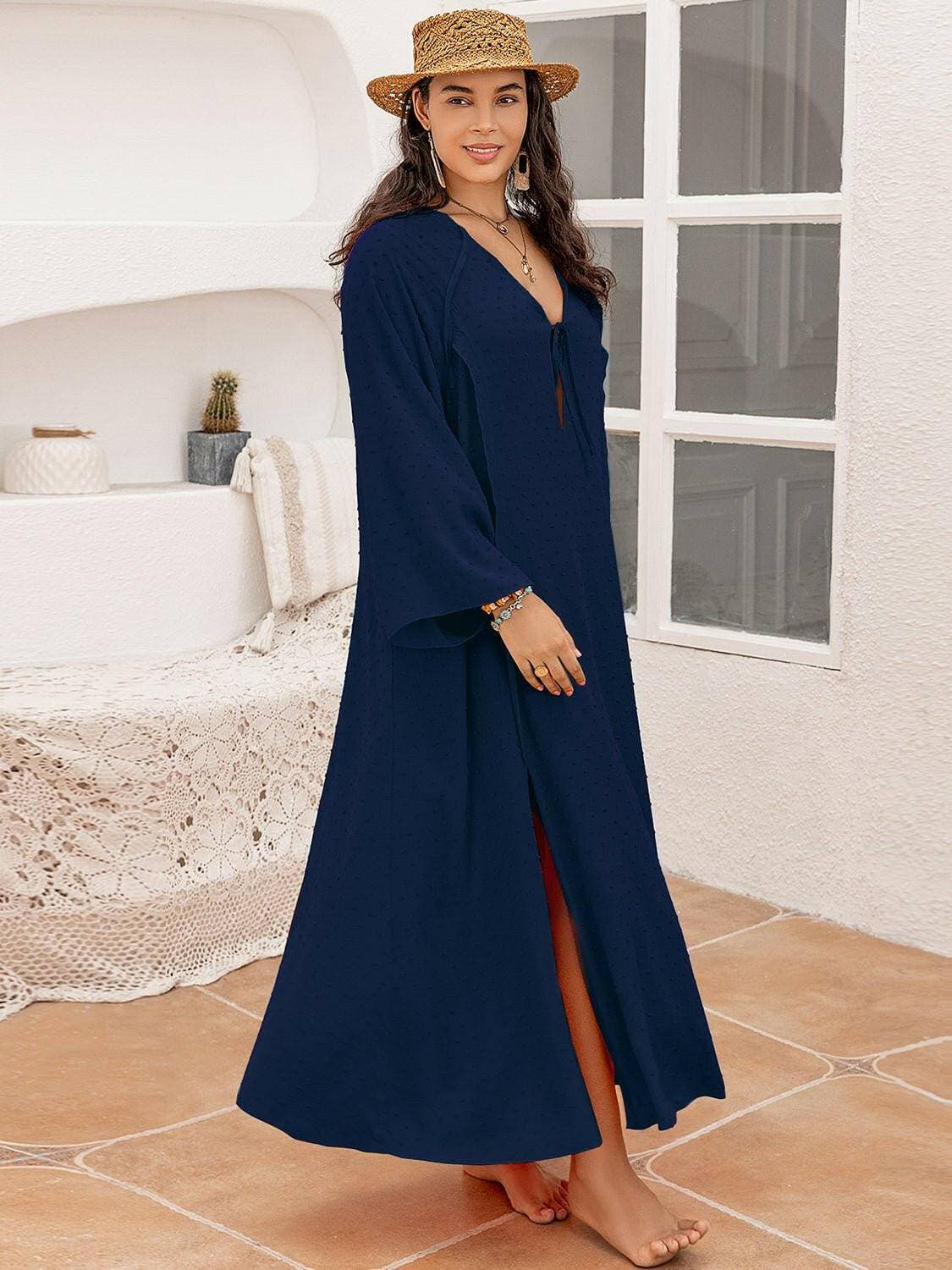 Elegant Plus Size Viscose Tie Neck Dress with SlitElegant Plus Size Viscose Tie Neck Dress with Slit
 Indulge in effortless elegance with our Elegant Plus Size Viscose Tie Neck Dress with Slit. This stunning dress iLove Salve Size Viscose Tie Neck Dressplus