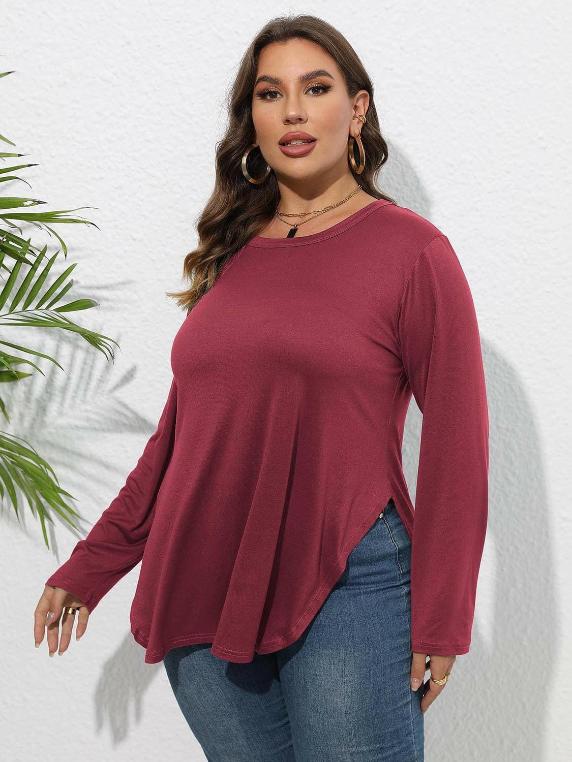 Round Neck Plus Size Slit T-Shirt with Long Sheer SleevesRound Neck Plus Size Slit T-Shirt with Long Sheer Sleeves
 
 Upgrade Your Wardrobe with Style and Comfort
 
 
 
Chic Design: Elevate your look with this trendy RoundLove Salve Long Sheer Sleevesplus