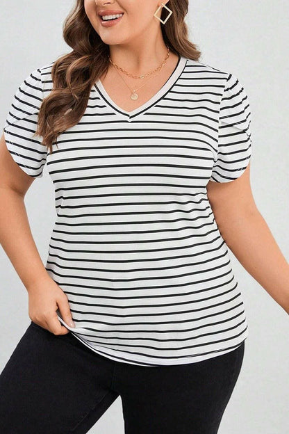 Striped V-Neck Plus Size Short Sleeve TeeUpgrade Your Wardrobe with Our Striped V-Neck Plus Size Short Sleeve Tee
 Classic yet Stylish:
 
 Embrace the charm of basic style with a twist in our Striped V-NeckLove Salve Size Short Sleeve Teeplus