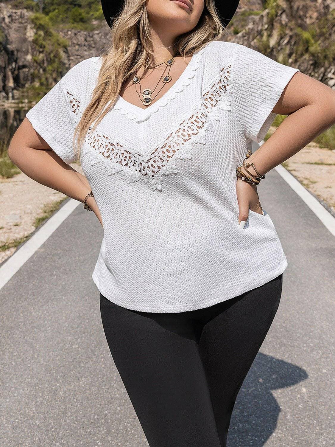 Lace Trimmed V-Neck Plus Size Blouse with Short SleevesUpgrade Your Wardrobe with Elegance:
 Indulge in sophistication with our Lace Trimmed V-Neck Plus Size Blouse, a versatile piece that seamlessly combines style and cLove Salve Lace Trimmedplus