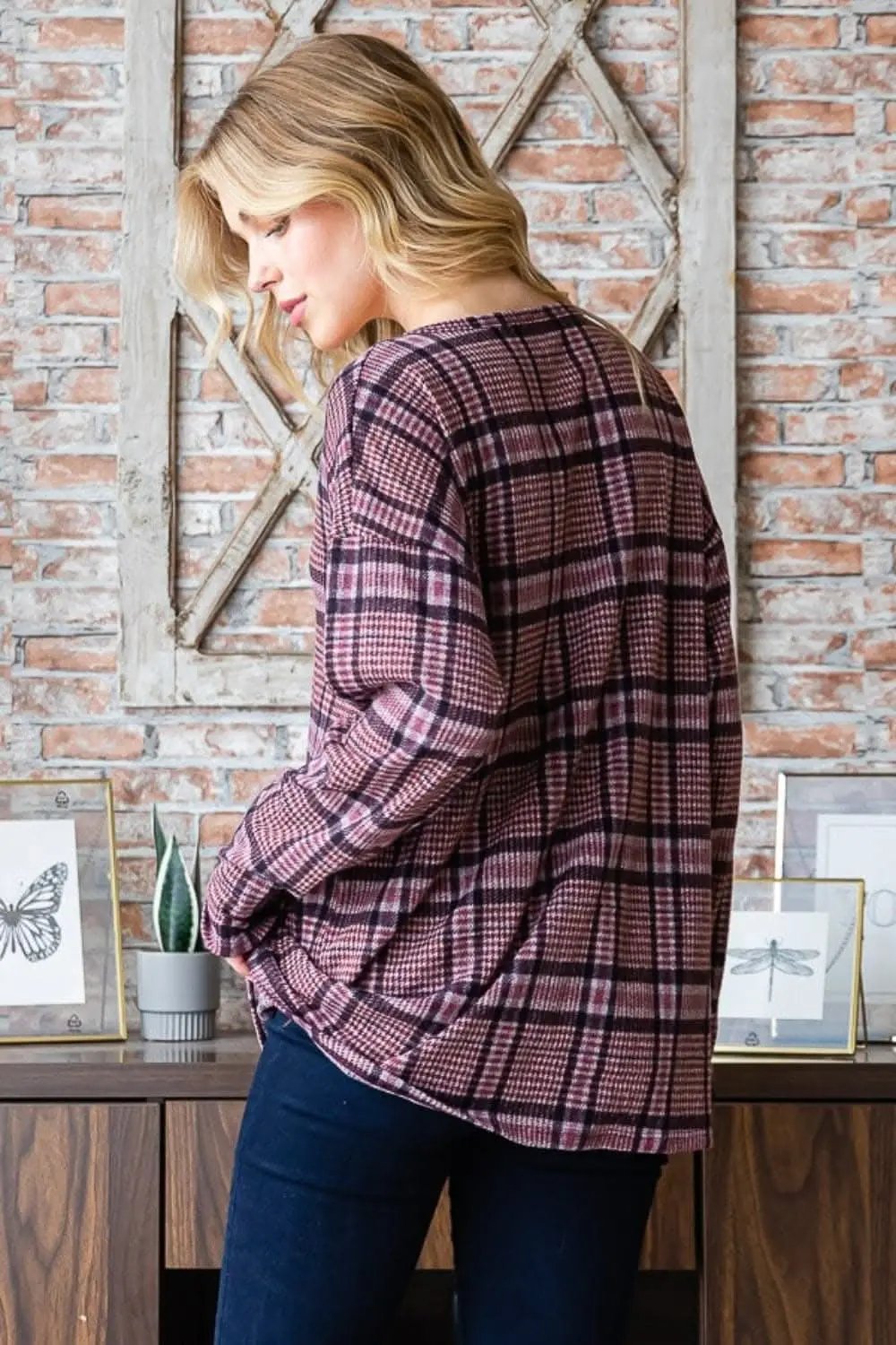 Heimish plaid v-neck long sleeve top - Love Salve 