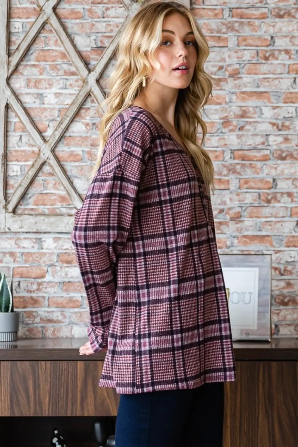 Heimish plaid v-neck long sleeve top - Love Salve 