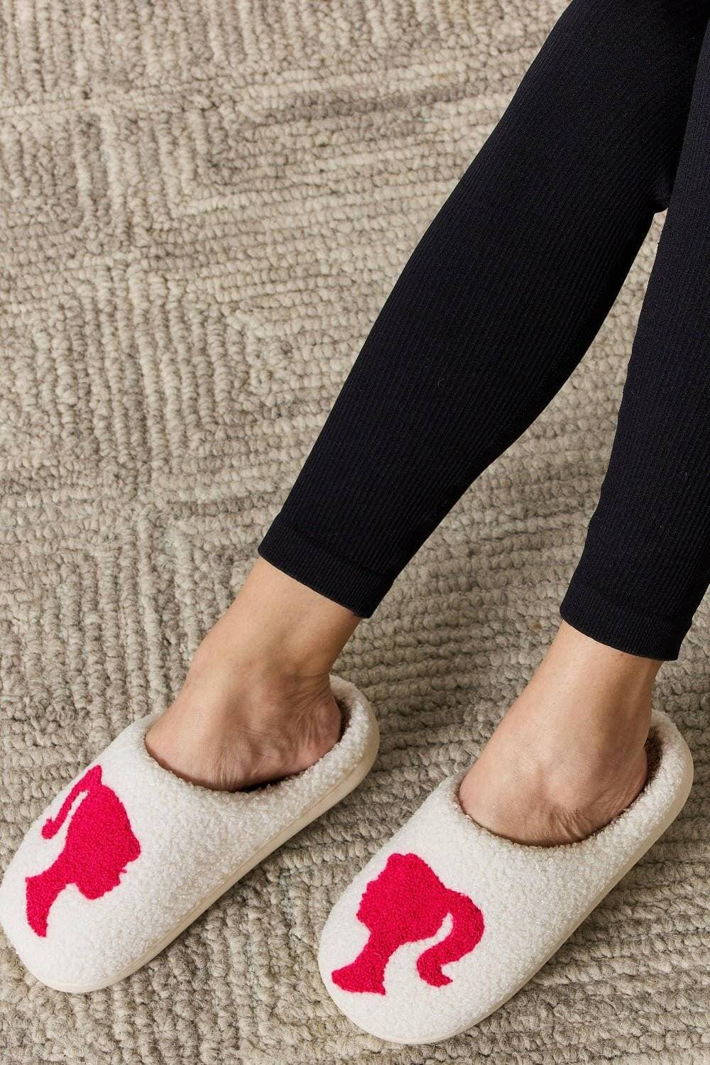 Festive Melody Cozy SlippersExperience Luxury Comfort with Festive Melody Cozy Slippers
 Step into a world of unparalleled comfort with our Festive Melody Cozy Slip-Ons. These slippers are desiLove Salve Festive Melody Cozy SlippersShoes