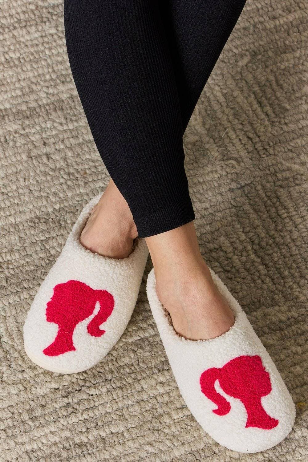 Festive Melody Cozy SlippersExperience Luxury Comfort with Festive Melody Cozy Slippers
 Step into a world of unparalleled comfort with our Festive Melody Cozy Slip-Ons. These slippers are desiLove Salve Festive Melody Cozy SlippersShoes