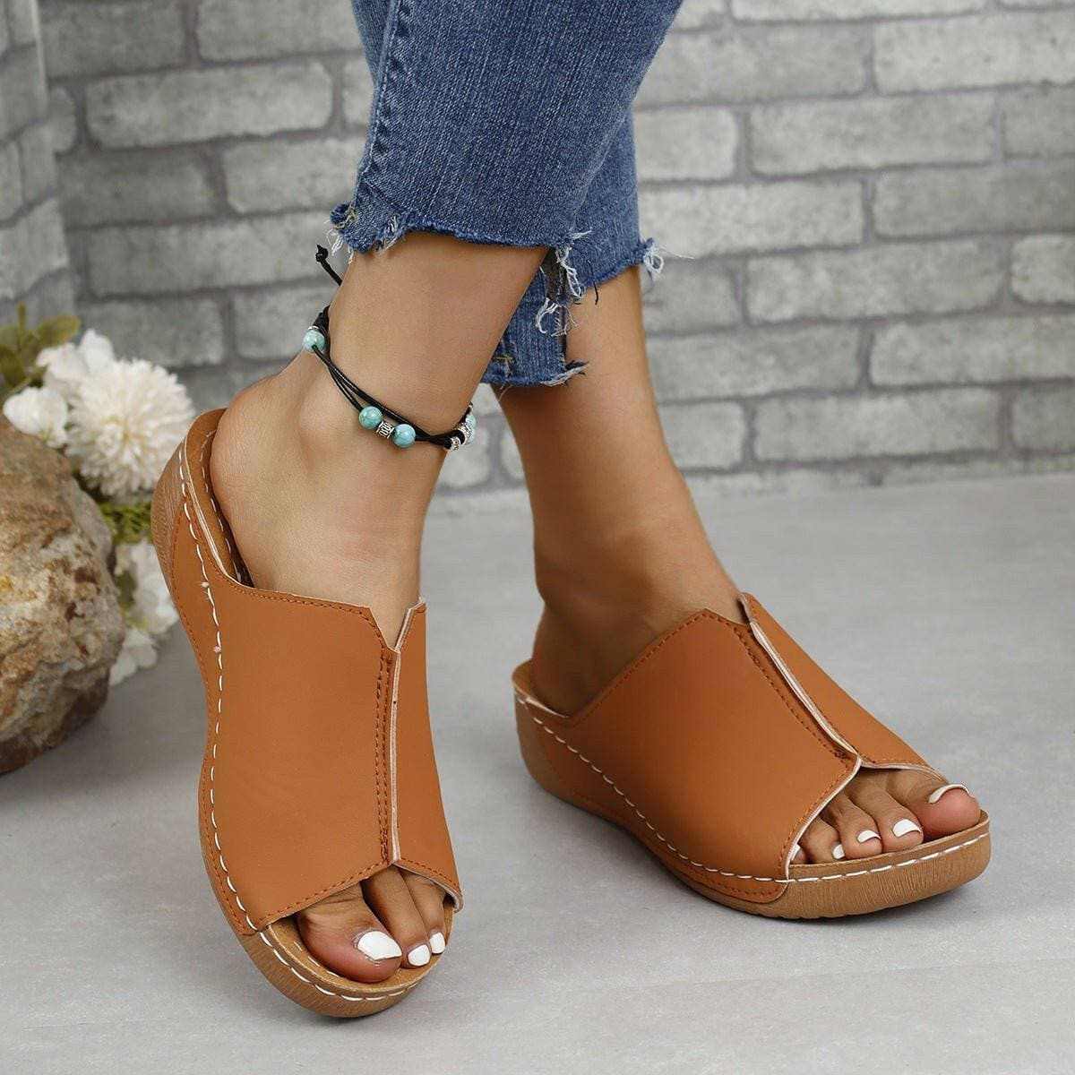 Open Toe PU Leather Sandals with Low HeelsOpen Toe PU Leather Sandals with Low Heels
 Step into Style and Comfort with Open Toe PU Leather Sandals. Indulge in both fashion and comfort with these Open Toe PU Love Salve Open Toe PU Leather SandalsShoes