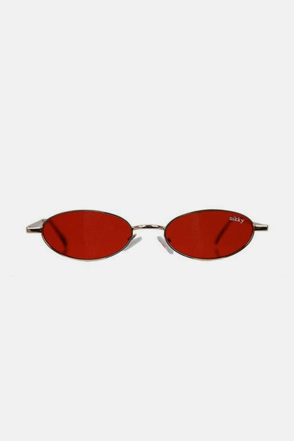 Glamorous Metal Frame Oval SunglassesStep into Sophistication with Glamorous Metal Frame Oval Sunglasses
 Enhance your fashion statement while ensuring your eyes are protected with our Glamorous Metal FLove Salve Glamorous Metal Frame Oval SunglassesShoes