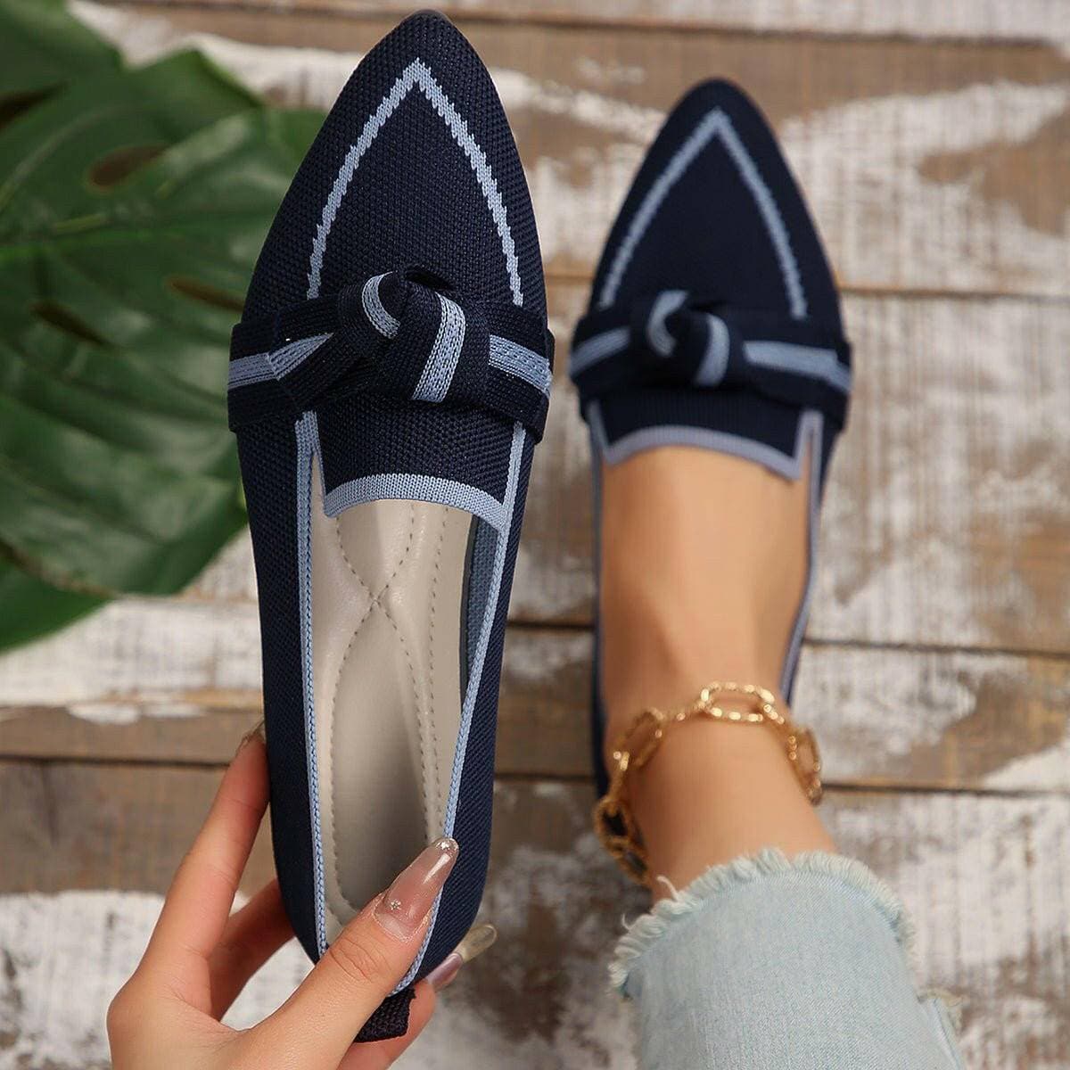 Sophisticated Bow Detail Pointed LoafersSophisticated Bow Detail Pointed Loafers
 Step into sophistication with our Sophisticated Bow Detail Pointed Loafers, the perfect blend of elegance and comfort.
 MaiLove Salve Sophisticated Bow Detail Pointed LoafersShoes