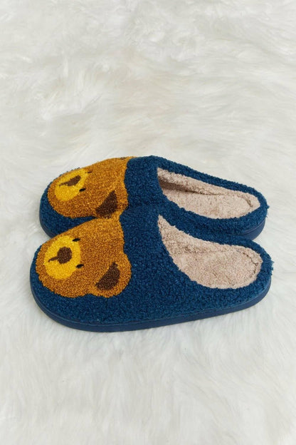 Teddy Bear Print Plush Cozy Slide SlippersExperience Ultimate Comfort in Style
 Indulge in the luxurious feel of our Teddy Bear Print Plush Cozy Slide Slippers. Designed to wrap your feet in pure elegance, tLove Salve Teddy Bear Print Plush Cozy Slide SlippersShoes