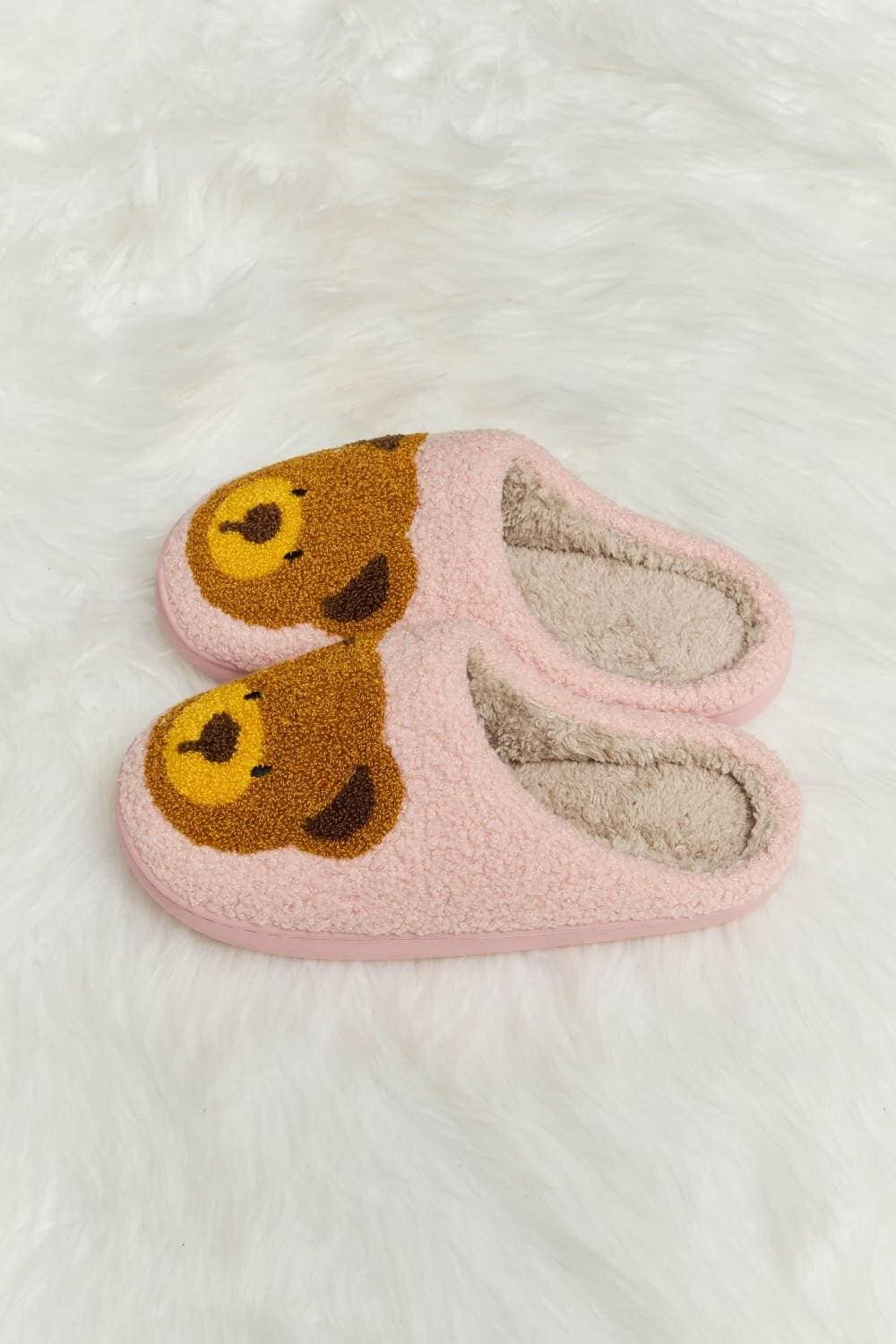 Teddy Bear Print Plush Cozy Slide SlippersExperience Ultimate Comfort in Style
 Indulge in the luxurious feel of our Teddy Bear Print Plush Cozy Slide Slippers. Designed to wrap your feet in pure elegance, tLove Salve Teddy Bear Print Plush Cozy Slide SlippersShoes