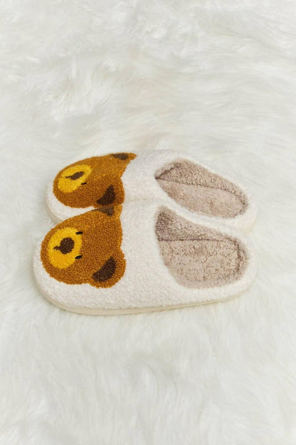 Teddy Bear Print Plush Cozy Slide SlippersExperience Ultimate Comfort in Style
 Indulge in the luxurious feel of our Teddy Bear Print Plush Cozy Slide Slippers. Designed to wrap your feet in pure elegance, tLove Salve Teddy Bear Print Plush Cozy Slide SlippersShoes