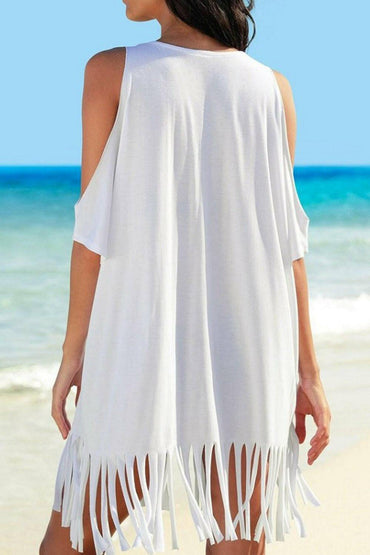 Fringe Trimmed V-Neck Cold Shoulder TopUpgrade Your Style with Our Fringe Trimmed V-Neck Cold Shoulder Top
 
 
Trendy Fringe Detailing: Elevate your look with the chic fringe trim that adds a touch of sopLove Salve -Neck Cold Shoulder TopSwim