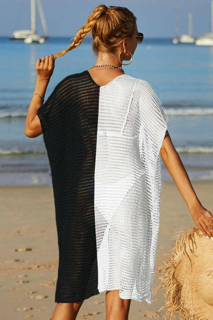 Chic Two-Tone Short Sleeve Beach Cover UpUpgrade Your Beach Look with Our Chic Two-Tone Beach Cover Up
 
 
Pattern Type: Two-tone design for a stylish look
 
Features: Featuring a slit neckline and open froLove Salve -Tone Short Sleeve Beach Coverswimwear