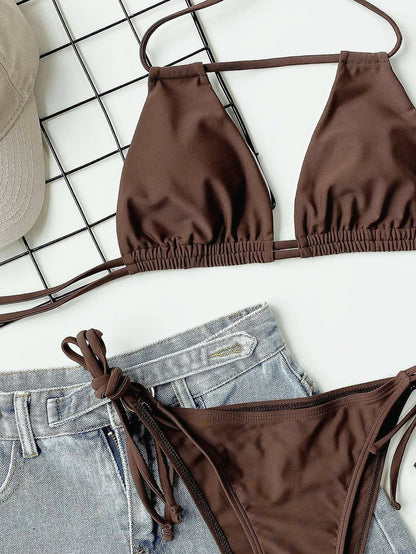 Ruched Halter Neck Bikini Set for a Tropical GetawayGet Ready for Fun in the Sun with Our Ruched Halter Neck Bikini Set!
 
 
Top Type: No underwire
 
Number of Pieces: Two
 
Chest Pad: Removable padding
 
Pattern TypeLove Salve Ruched Halter Neck Bikini Setswimwear