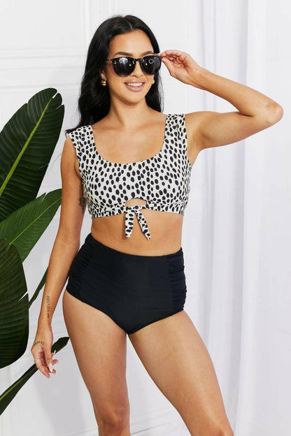 Black Ruched Crop Swimsuit Set with Retro Tie DetailElevate Your Swimwear Game
 Introducing our Black Ruched Crop Swimsuit Set with Retro Tie Detail—the perfect blend of practicality and style that will transform yourLove Salve Black Ruched Crop Swimsuit Setswimwear