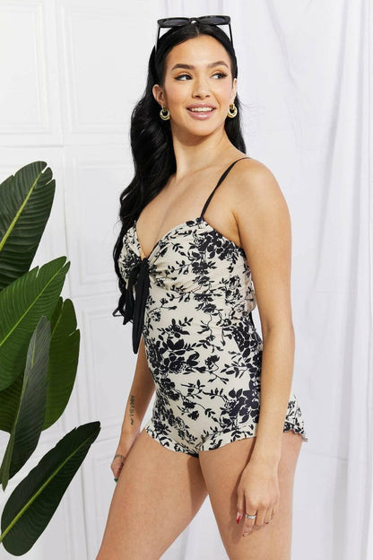 Azure Shores Toile Floral Ruffle Trim SwimsuitAzure Shores Toile Floral Ruffle Trim Swimsuit
 Step into a realm of vintage sophistication with the Azure Shores Toile Floral Ruffle Trim Swimsuit. This exquisite oLove Salve Azure Shores Toile Floral Ruffle Trim Swimsuitswimwear