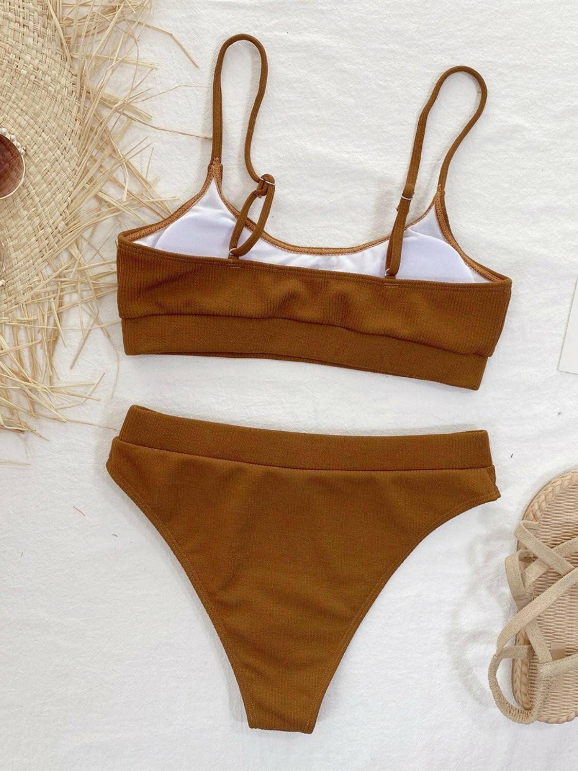 Spaghetti Strap Bikini Set with Scoop NeckUpgrade Your Swimwear Game with our Spaghetti Strap Bikini Set
 
 
Style: Embrace the basic yet chic style of our two-piece bikini set
 
Comfortable Fit: Featuring aLove Salve Spaghetti Strap Bikini Setswimwear