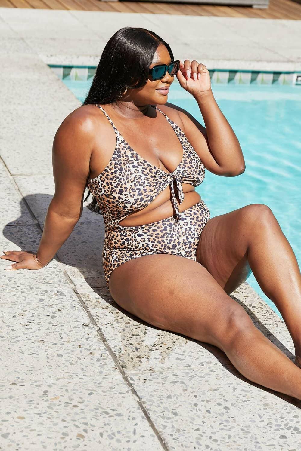 Leopard Cutout One-Piece Swimsuit for the Fearless FashionistaUnleash Your Fearless Style
 Step into the spotlight and showcase your bold fashion sense with the Leopard Cutout One-Piece Swimsuit, specially crafted for the darinLove Salve Leopard Cutoutswimwear