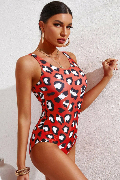 Chic leopard tie-dye swimsuit