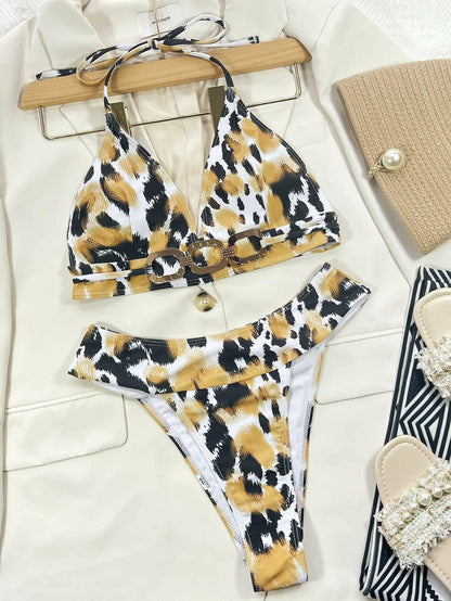 Wild Safari Halter Bikini SetUpgrade Your Beach Style with the Wild Safari Halter Bikini Set!
 
 
 
Stylish Design: Stand out in the crowd with the eye-catching animal print design.
 
CustomizabLove Salve Wild Safari Halter Bikini Setswimwear