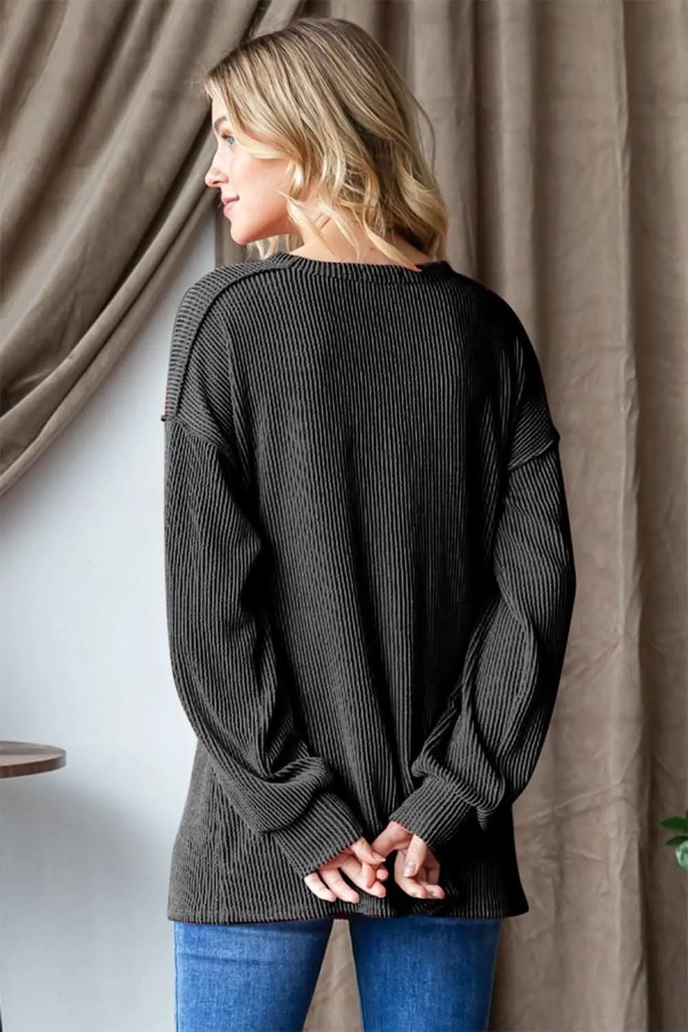 Ribbed long sleeve t-shirt for chic layering - Love Salve 