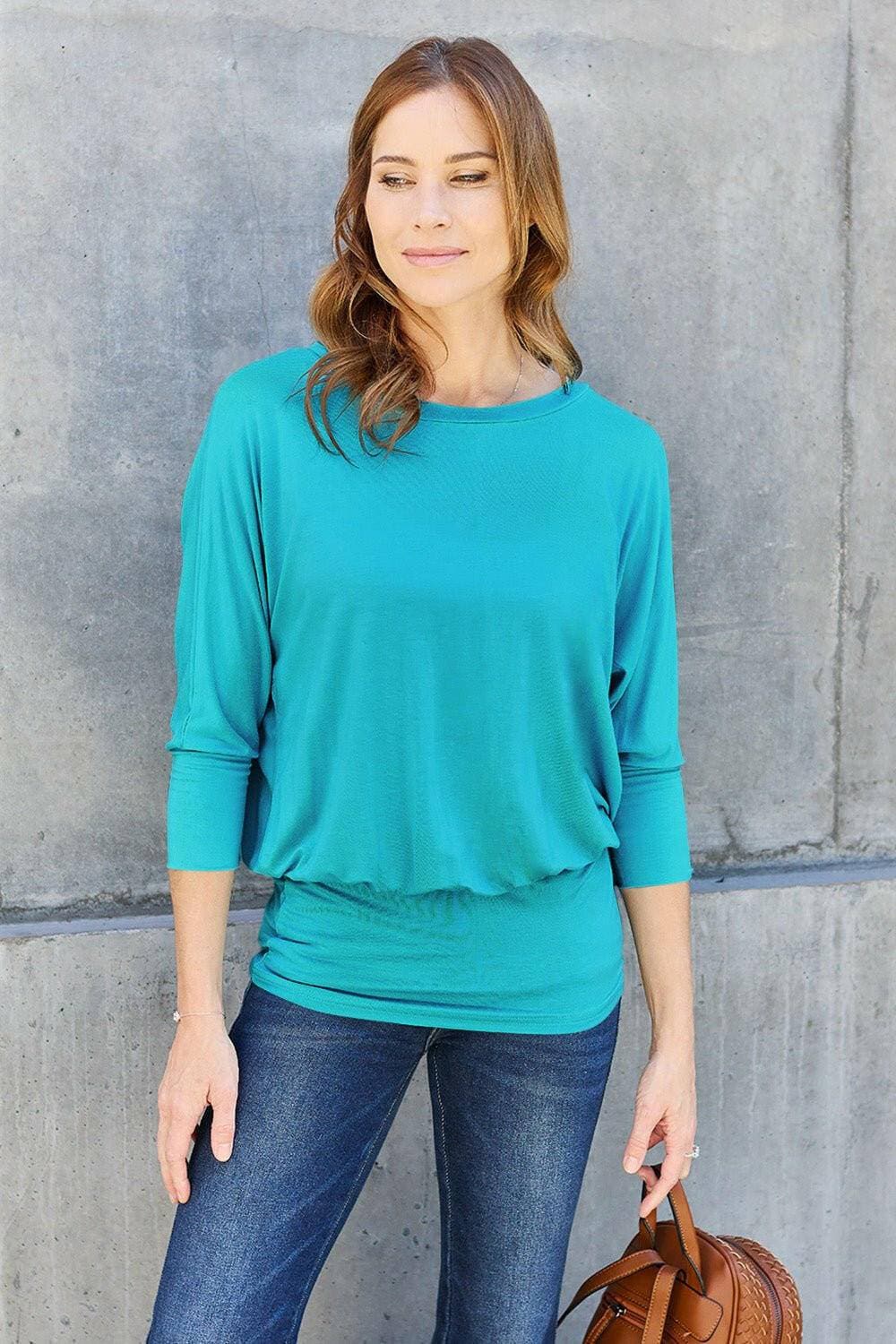 Stylish Batwing Blouse for Effortless EleganceDiscover Effortless Elegance with Our Stylish Batwing Blouse
 Elevate your wardrobe with our Stylish Batwing Blouse, designed for the modern woman who values both coLove Salve Stylish Batwing BlouseTIKTOK