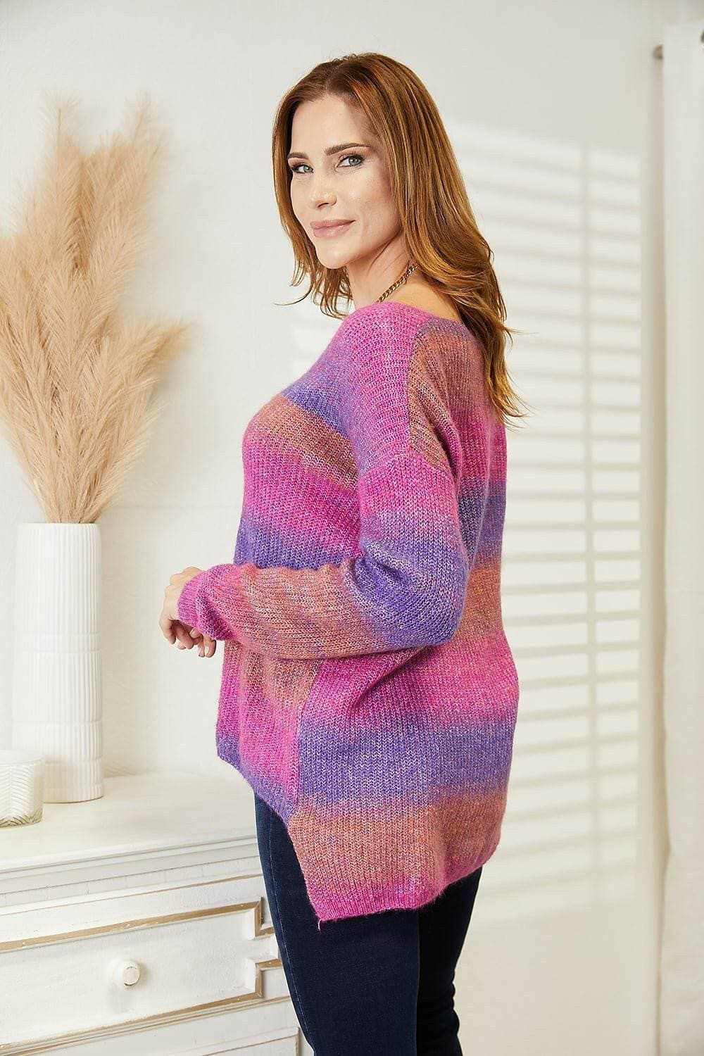 Chic ribbed v-neck pullover, multicolor - Love Salve 
