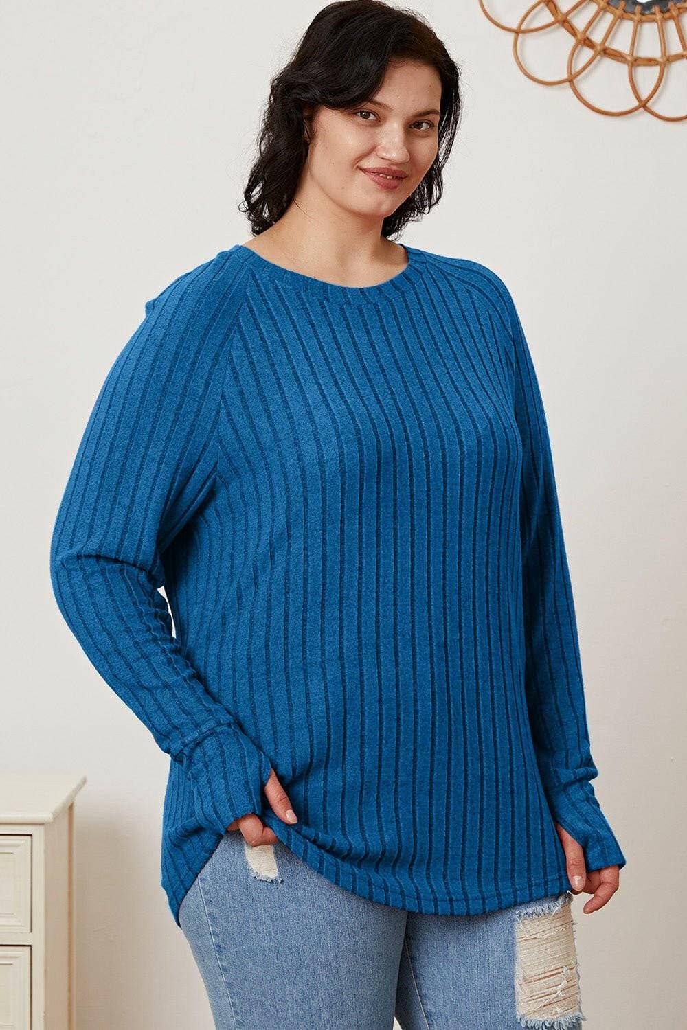 Ribbed Thumbhole T-Shirt: Comfortable Style EssentialExperience Ultimate Comfort and Style
 Introducing the Ribbed Thumbhole T-Shirt, your new go-to staple that effortlessly blends function with fashion. This t-shirt iLove Salve Comfortable Style EssentialTIKTOK