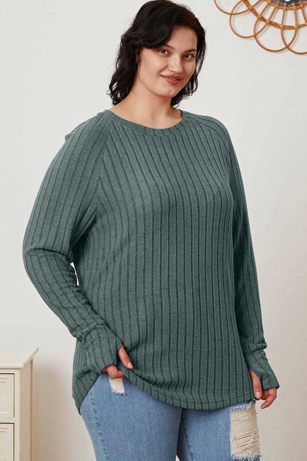 Ribbed Thumbhole T-Shirt: Comfortable Style EssentialExperience Ultimate Comfort and Style
 Introducing the Ribbed Thumbhole T-Shirt, your new go-to staple that effortlessly blends function with fashion. This t-shirt iLove Salve Comfortable Style EssentialTIKTOK