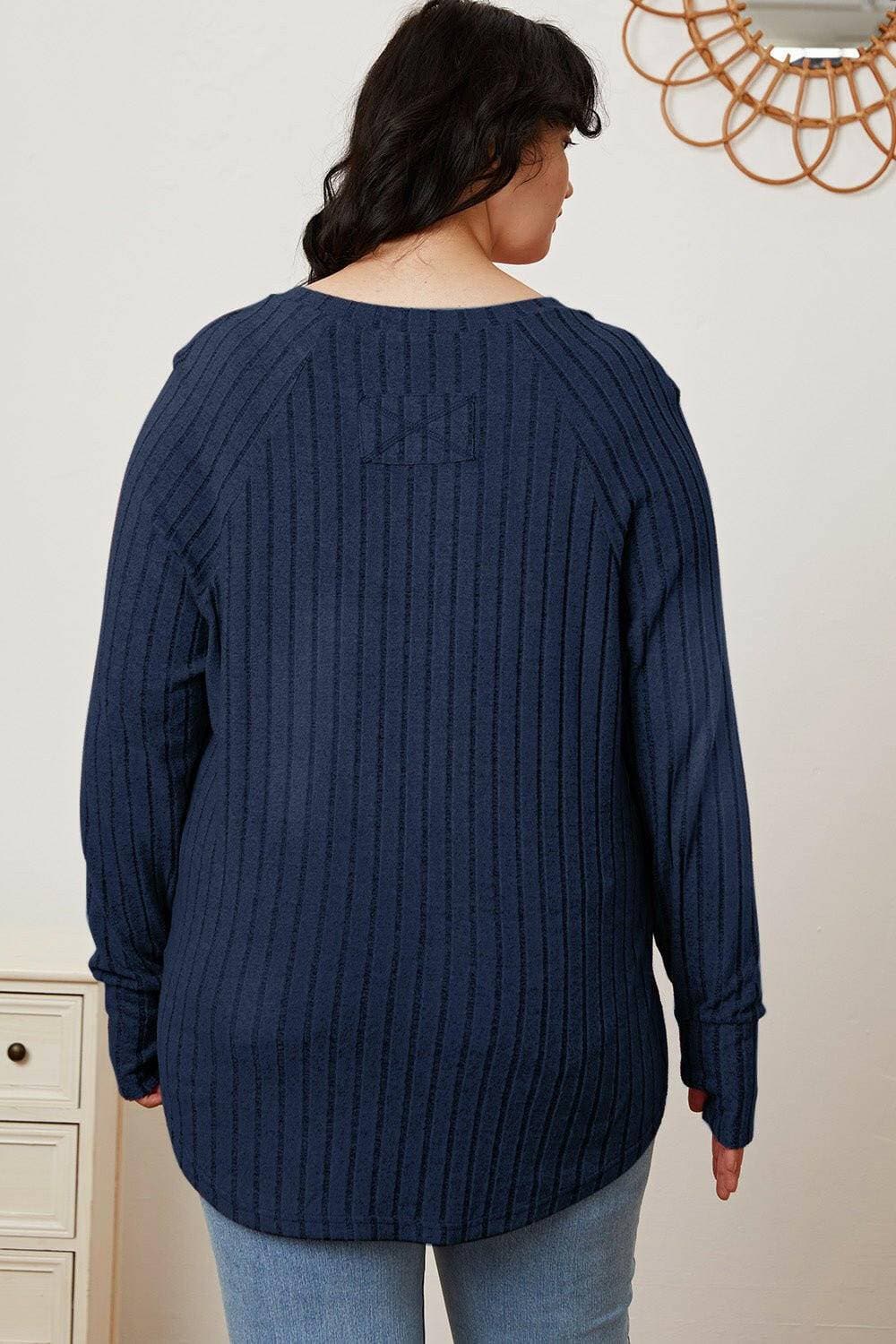 Ribbed Thumbhole T-Shirt: Comfortable Style EssentialExperience Ultimate Comfort and Style
 Introducing the Ribbed Thumbhole T-Shirt, your new go-to staple that effortlessly blends function with fashion. This t-shirt iLove Salve Comfortable Style EssentialTIKTOK