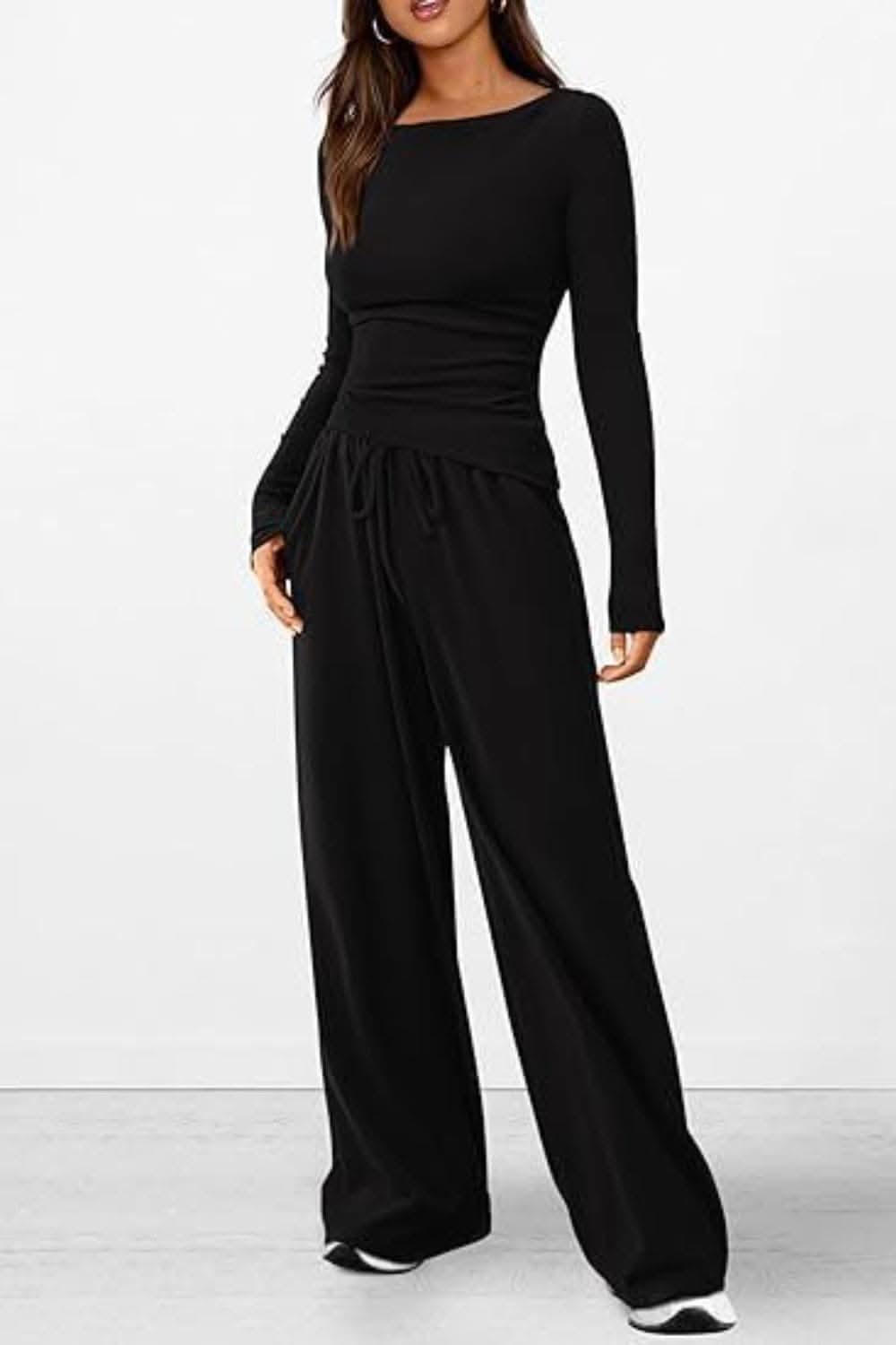 Cozy two-piece lounge set with pockets - Love Salve 