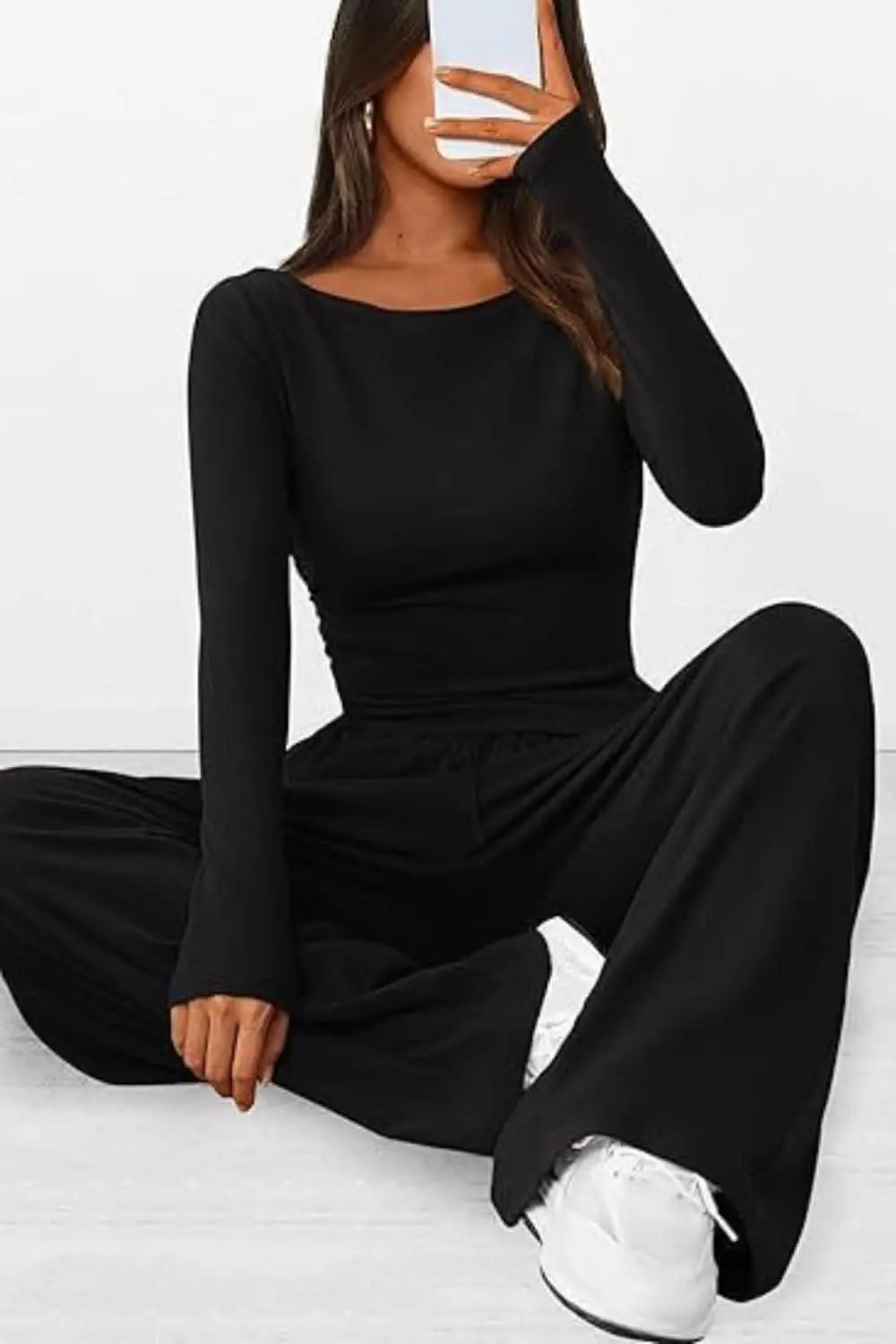 Cozy two-piece lounge set with pockets - Love Salve 