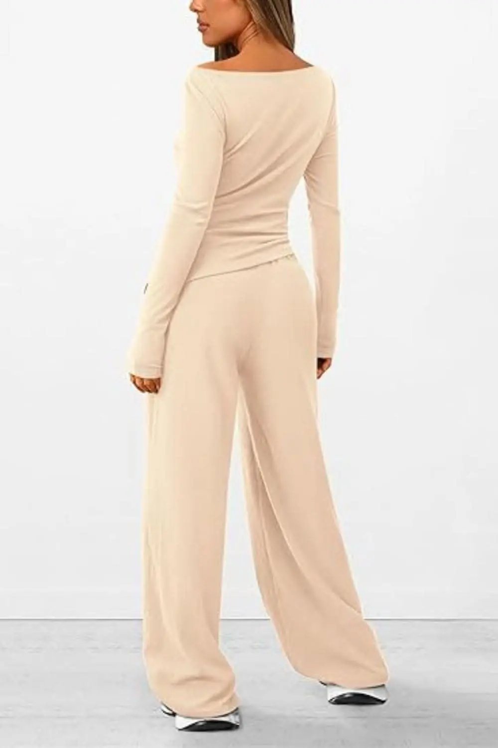 Cozy two-piece lounge set with pockets - Love Salve 