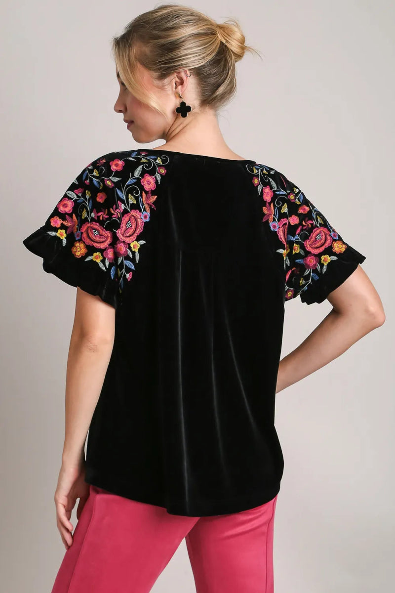 Umgee Full Size Velvet Embroidery Short Sleeve Blouse - Love Salve 